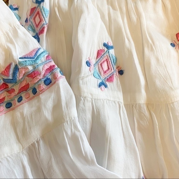 Rococo‎ Sand Paloma White Embroidered Dress - Picture 8 of 16